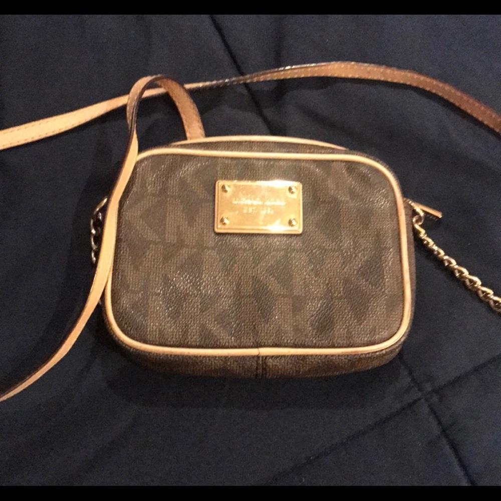 Michael Kors Crossbody Bag